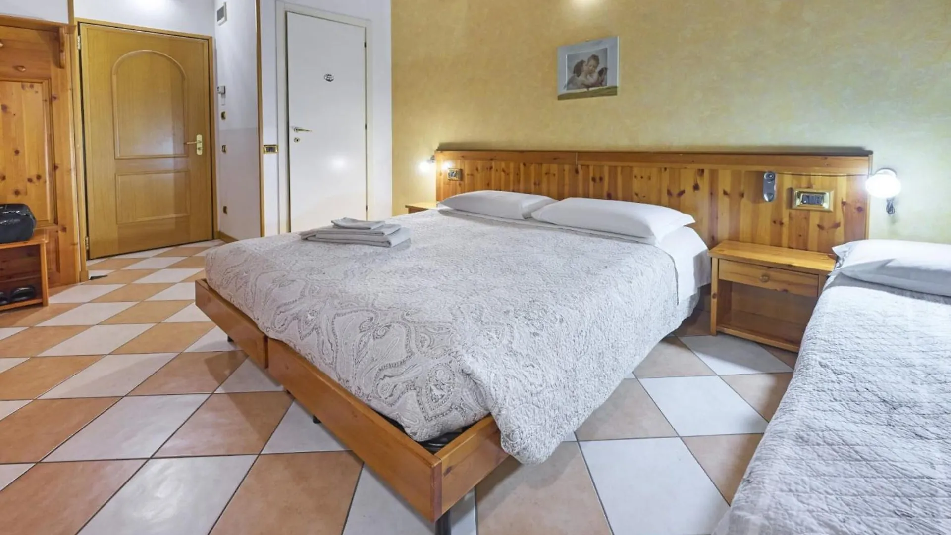 Casa Hellen Otel Monteforte dʼAlpone İtalya