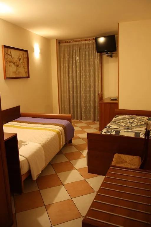 Casa Hellen Otel Monteforte dʼAlpone