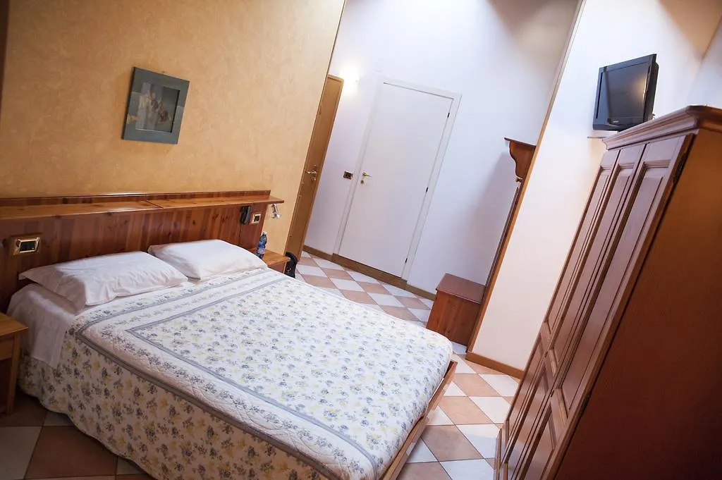 Pensjonat Hotel Casa Hellen Monteforte dʼAlpone