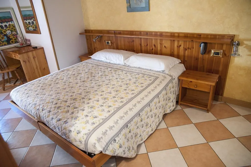 Konukevi Casa Hellen Otel Monteforte dʼAlpone İtalya