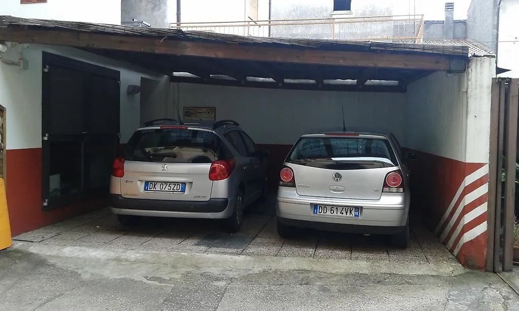 Casa Hellen Otel Monteforte dʼAlpone 0*,  İtalya