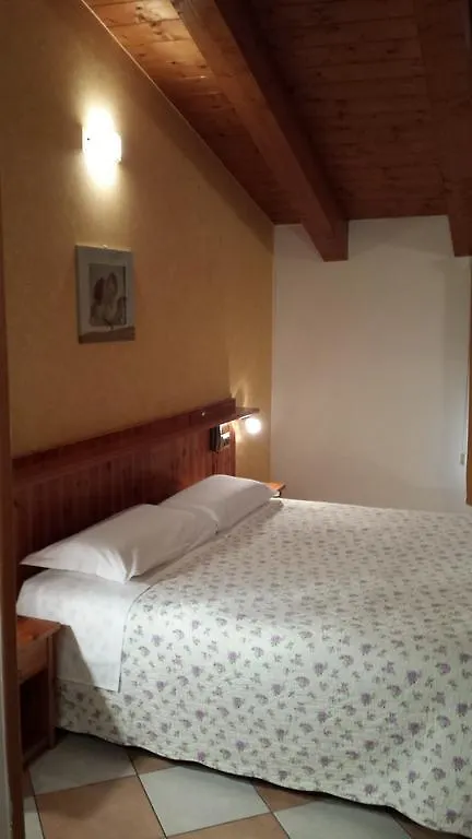 Hotel Casa Hellen Monteforte dʼAlpone Pensión
