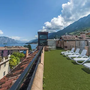 Szálloda Sorriso, Brenzone sul Garda
